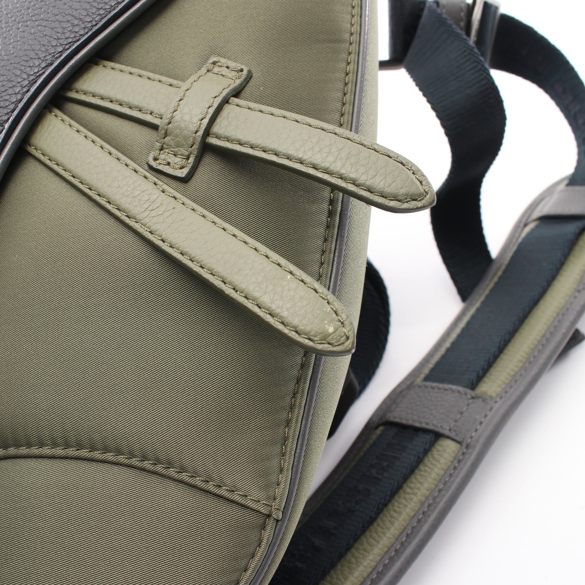 DIOR × sacai SADDLE サドル ボディバッグ ナイロン レザー カーキグリーン ダークグレー クリスチャンディオール バッグ Christian Dior