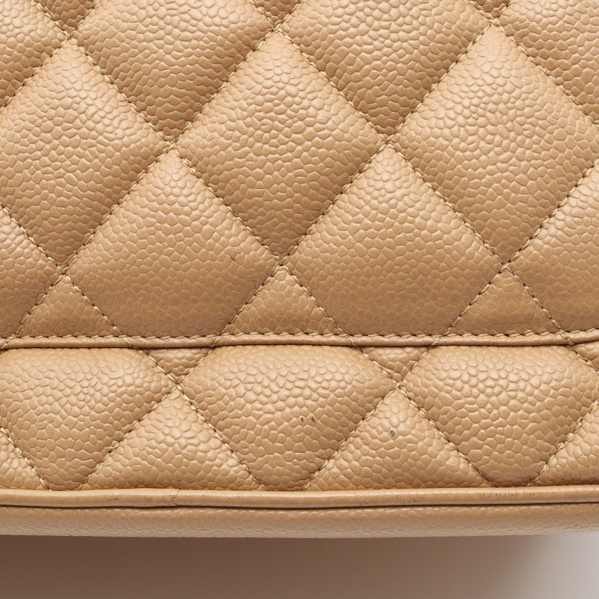 復刻トート ハンドバッグ トートバッグ キャビアスキン ベージュ ゴールド金具 シャネル バッグ CHANEL