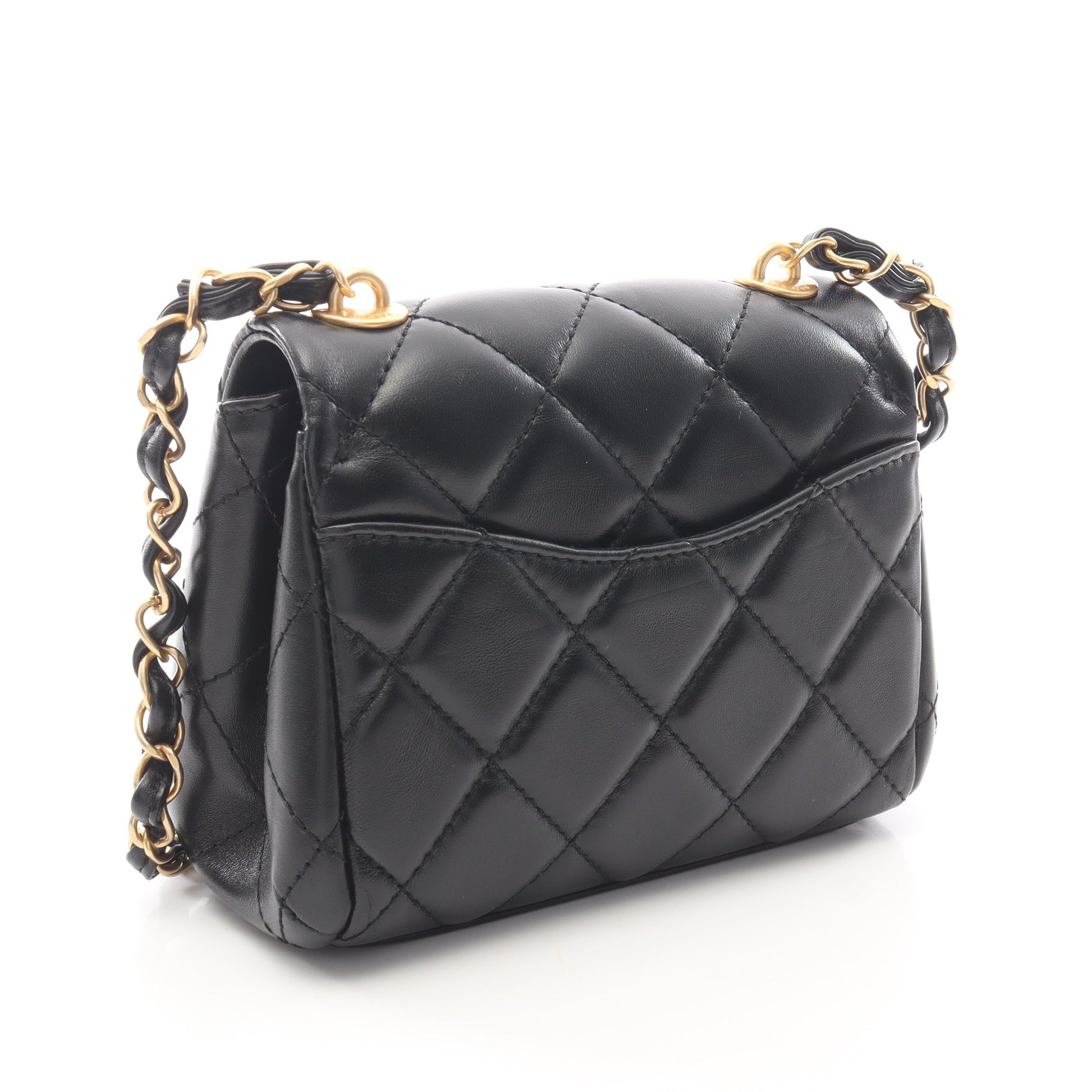 マトラッセ スモールフラップ チェーンショルダーバッグ ラムスキン ブラック ゴールド金具 シャネル バッグ CHANEL