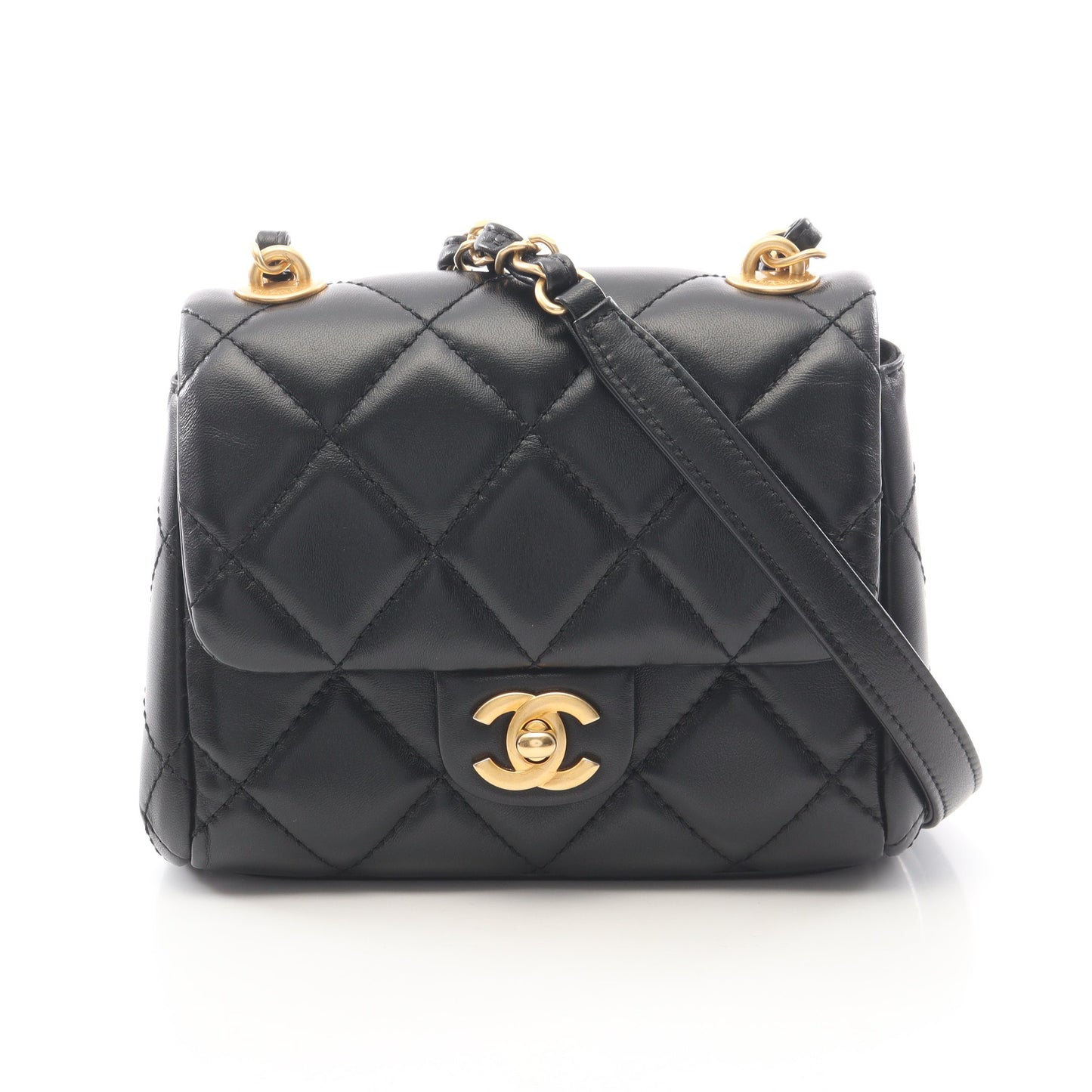 マトラッセ スモールフラップ チェーンショルダーバッグ ラムスキン ブラック ゴールド金具 シャネル バッグ CHANEL