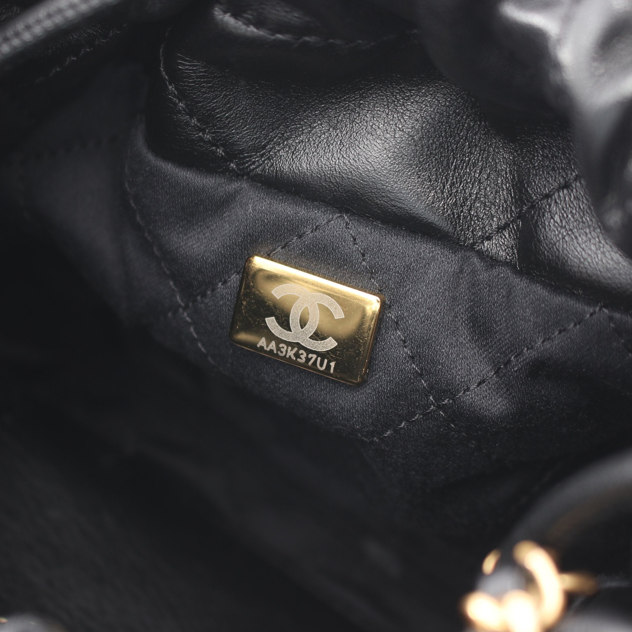 CHANEL 22 ミニ 2WAY チェーンショルダーバッグ レザー ブラック