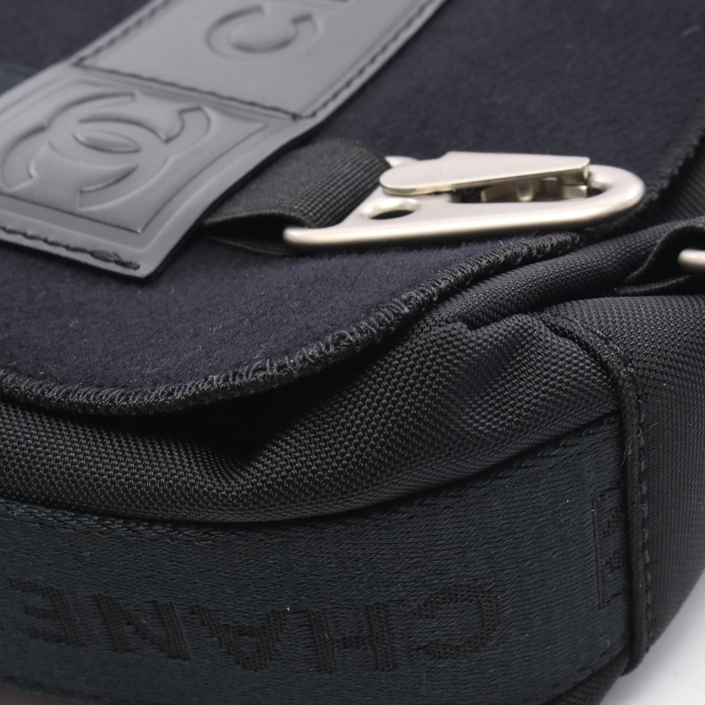 スポーツライン メッセンジャーバッグ ショルダーバッグ フェルト ナイロン レザー ブラック シルバー金具 シャネル バッグ CHANEL
