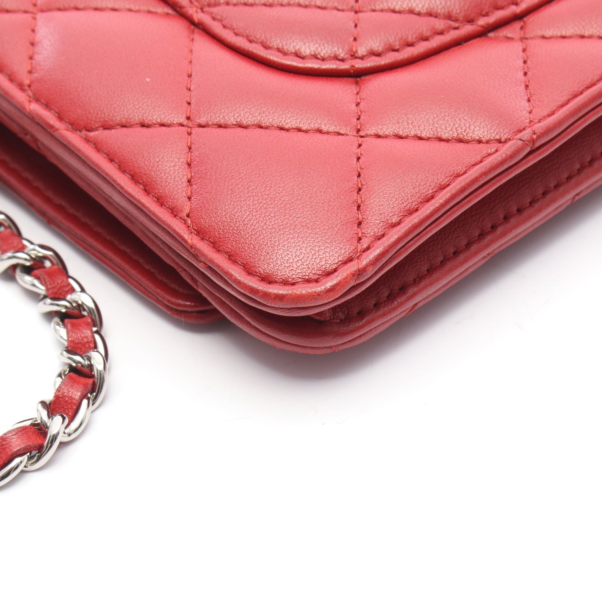 マトラッセ チェーンショルダーバッグ ラムスキン レッド シルバー金具 シャネル バッグ CHANEL