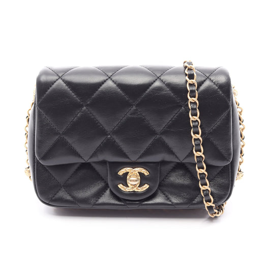 マトラッセ スモールフラップ チェーンショルダーバッグ ラムスキン ブラック ゴールド金具 シャネル バッグ CHANEL