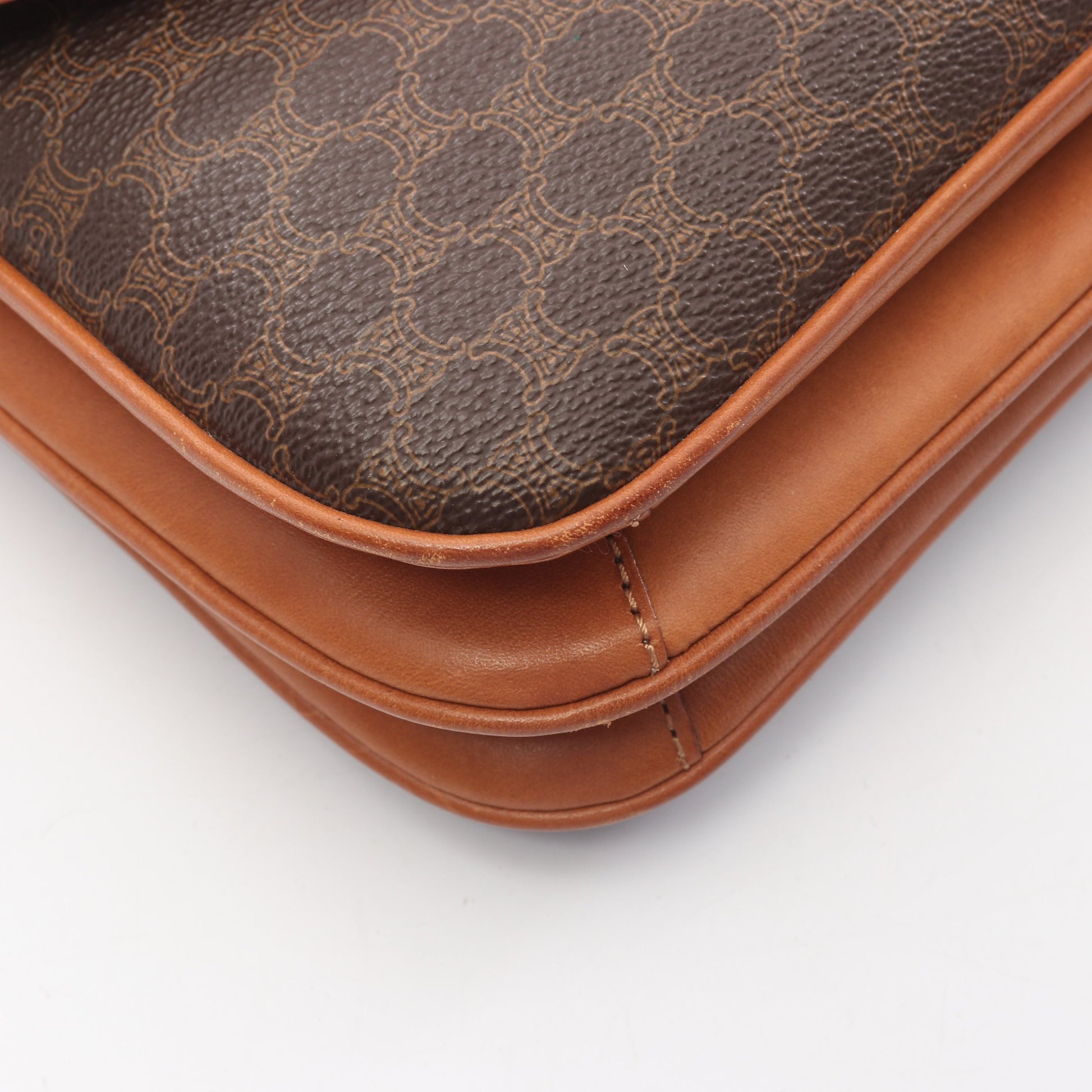 マカダム ショルダーバッグ PVC レザー ブラウン ダークブラウン セリーヌ バッグ CELINE