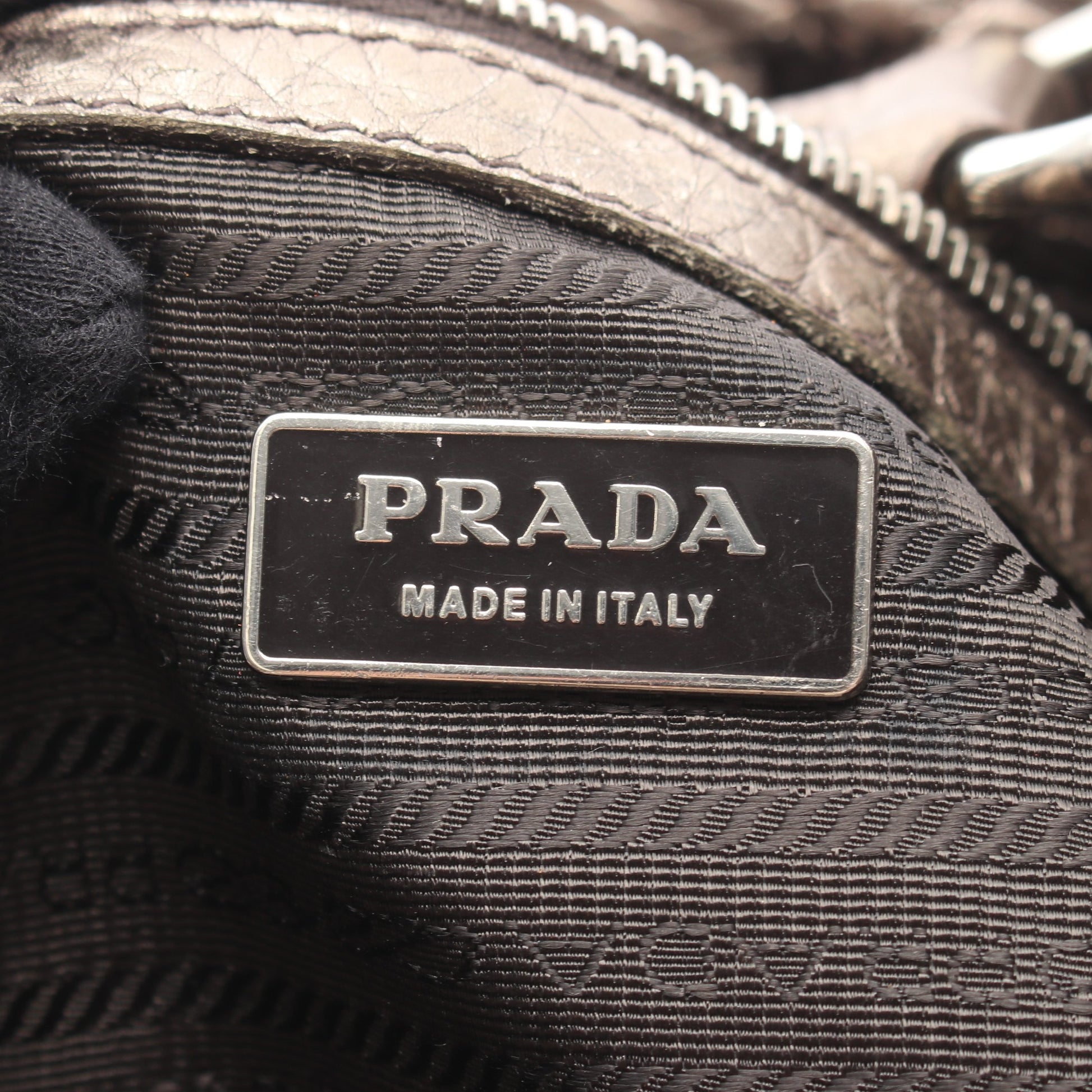 VIT.DAINO ショルダーバッグ トートバッグ レザー ブロンズ プラダ バッグ PRADA