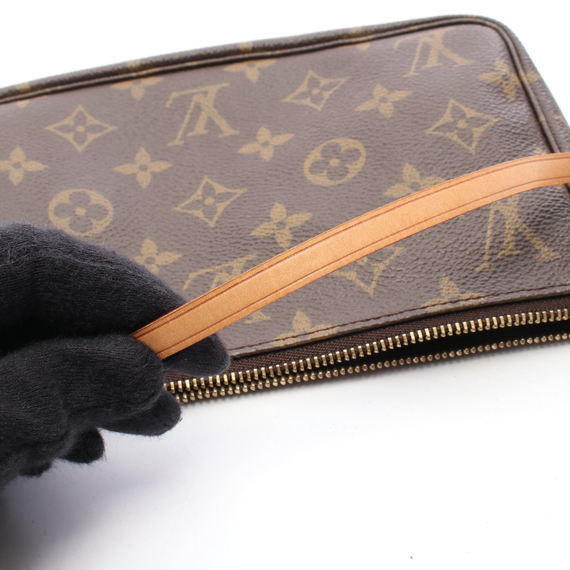 ポシェットアクセソワール モノグラム ハンドバッグ PVC レザー ブラウン ルイヴィトン バッグ LOUIS VUITTON