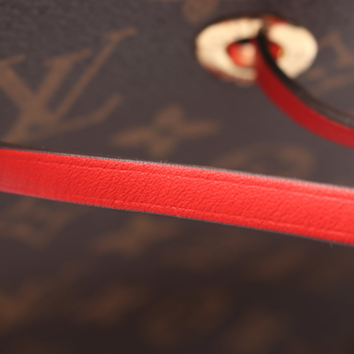 ネオノエ モノグラム コクリコ ショルダーバッグ PVC レザー ブラウン レッド ルイヴィトン バッグ LOUIS VUITTON