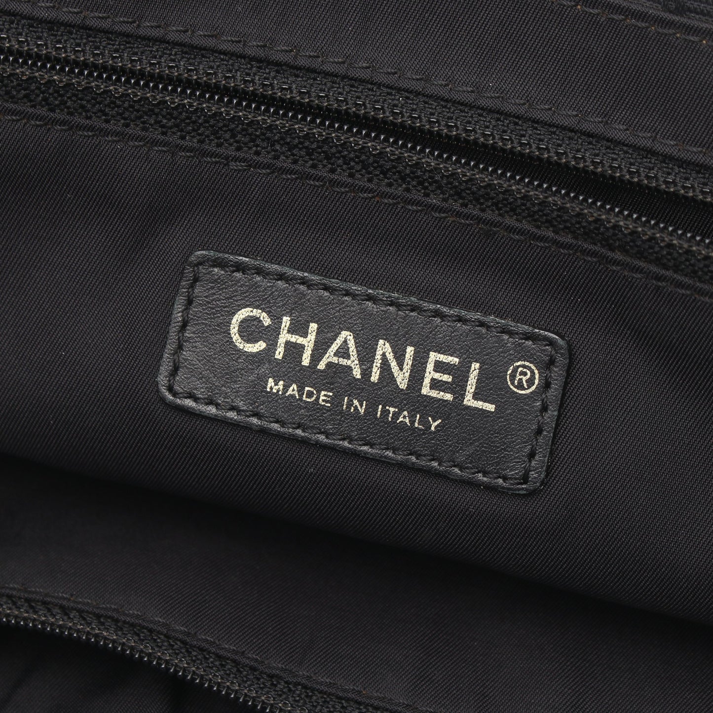 ニュートラベルラインMM ハンドバッグ トートバッグ ナイロンキャンバス レザー ブラック ゴールド金具 シャネル