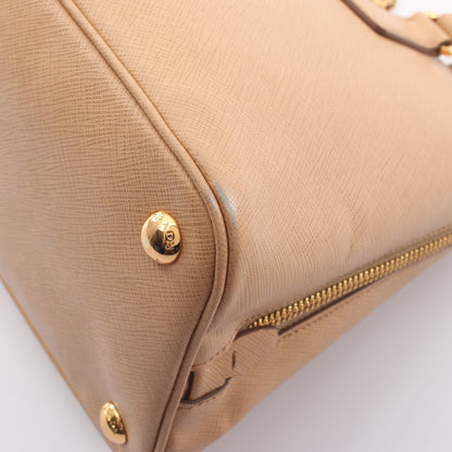 SAFFIANO LUX ハンドバッグ サフィアーノレザー ライトベージュ プラダ