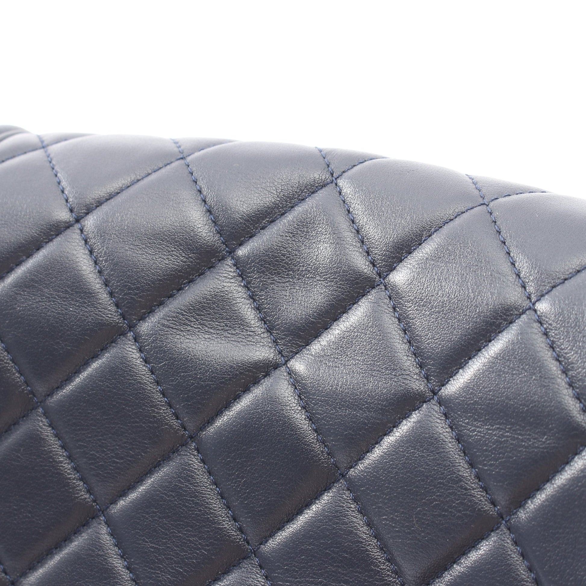 ボーイシャネル アンティークシルバー金具 チェーンショルダーバッグ ラムスキン ネイビー シャネル バッグ CHANEL