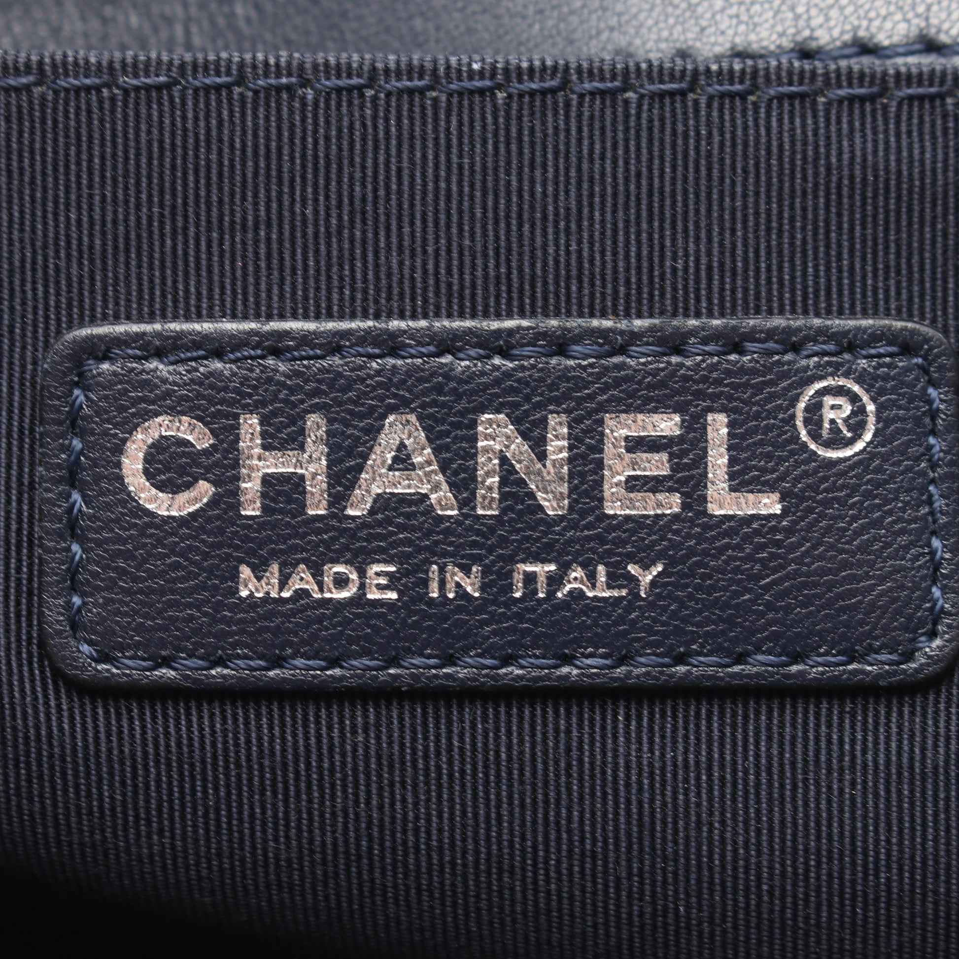 ボーイシャネル アンティークシルバー金具 チェーンショルダーバッグ ラムスキン ネイビー シャネル バッグ CHANEL