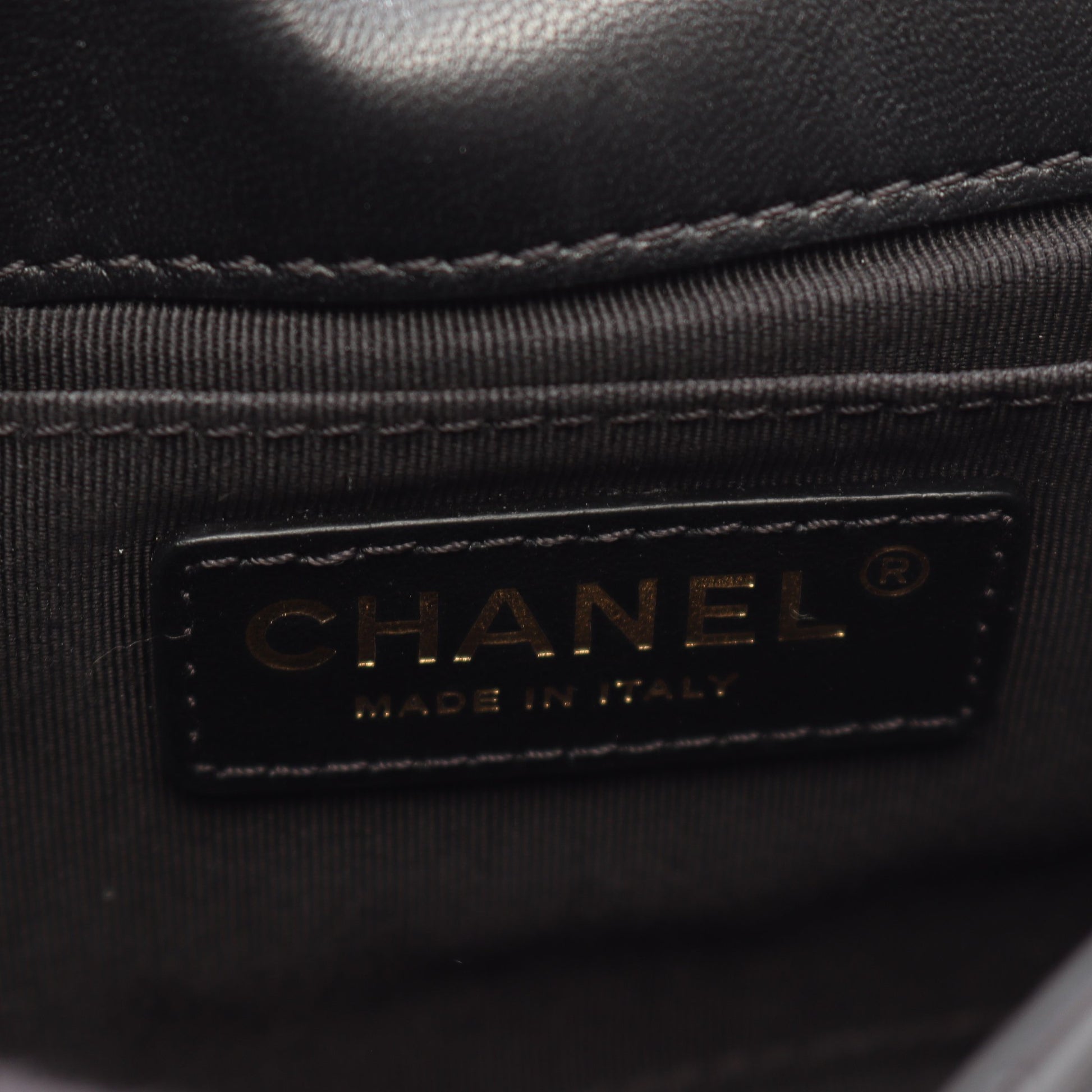 マトラッセ スモールフラップ チェーンショルダーバッグ ラムスキン ブラック ゴールド金具 シャネル バッグ CHANEL