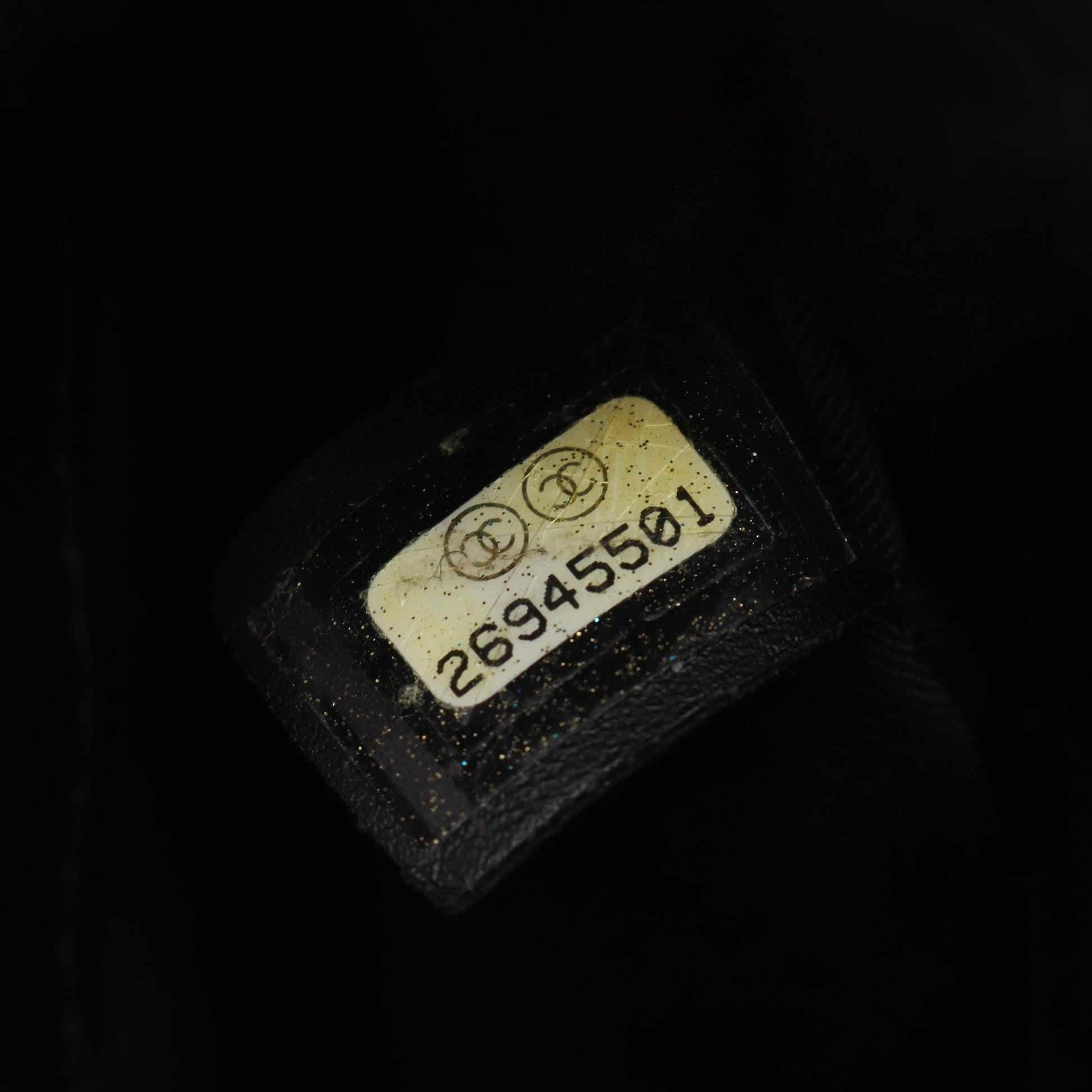 マトラッセ スモールフラップ チェーンショルダーバッグ キャビアスキン ブラック ゴールド金具 シャネル バッグ CHANEL