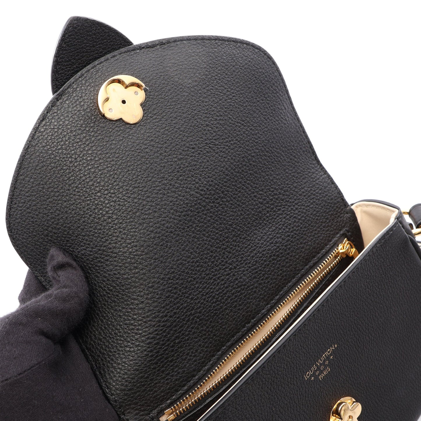 LV PONT 9 LVポンヌフ ソフトPM ノワール ショルダーバッグ レザー ブラック ルイヴィトン