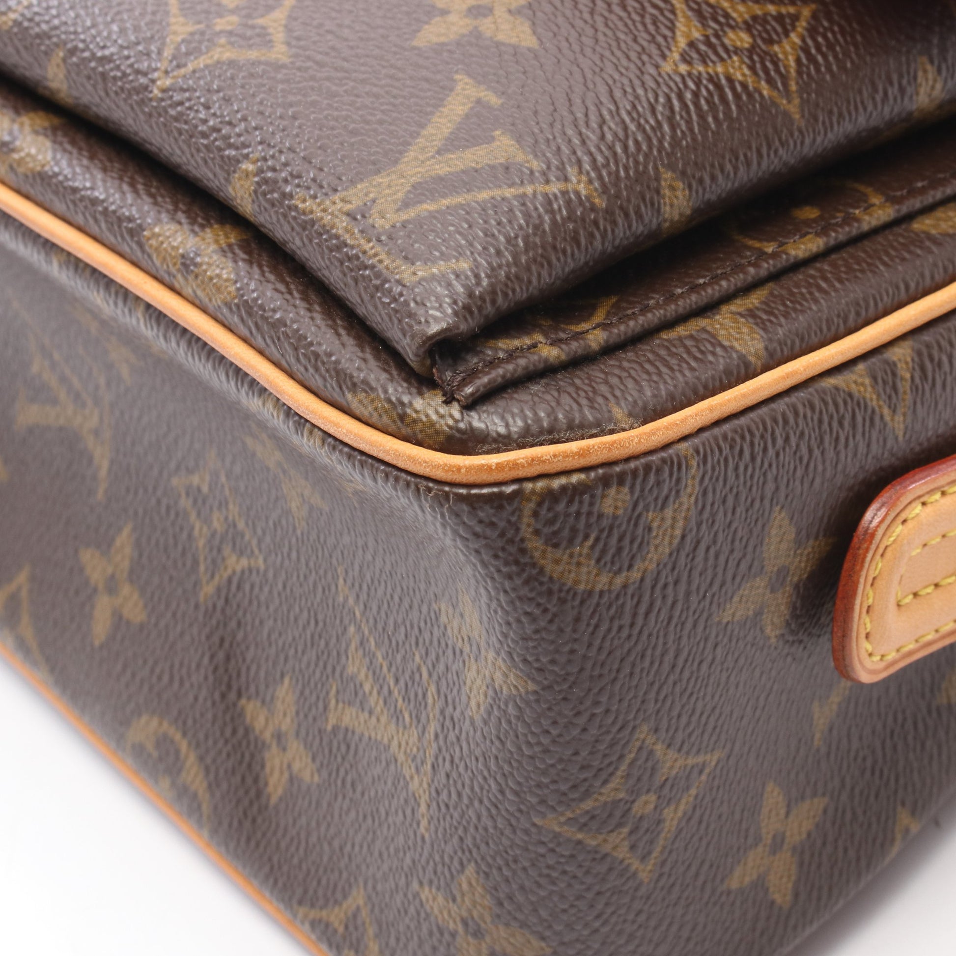 ヴィバシテMM モノグラム ショルダーバッグ PVC レザー ブラウン ルイヴィトン バッグ LOUIS VUITTON