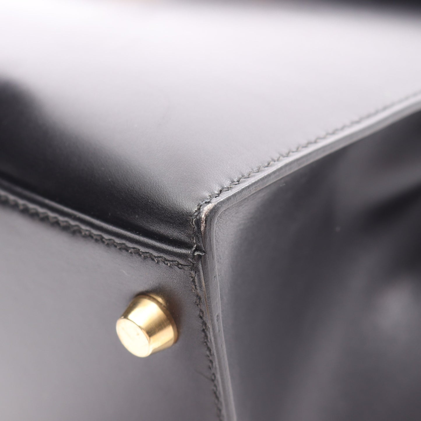 ケリー28 外縫い 2WAY ハンドバッグ ボックスカーフ ブラック ゴールド金具 ○A刻印 エルメス バッグ HERMES