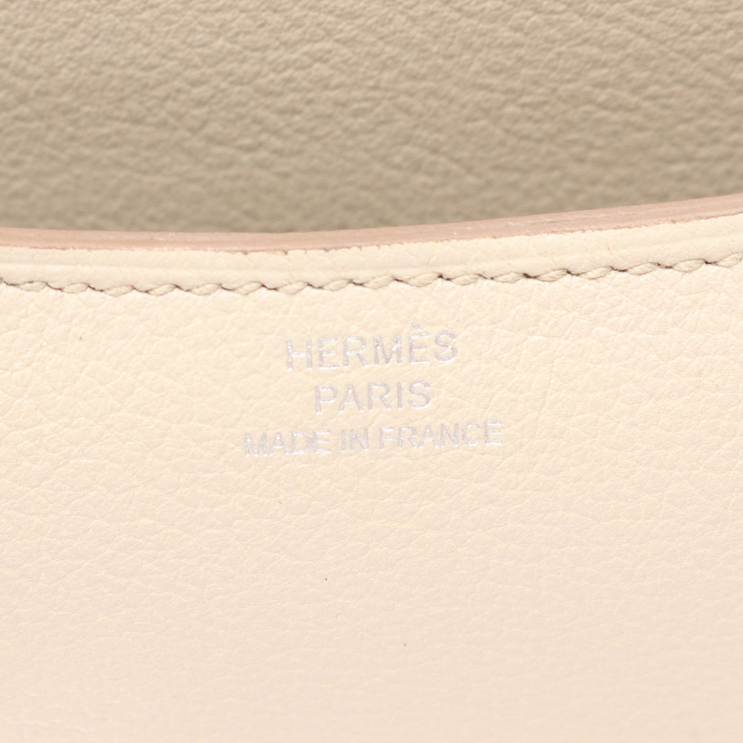 コンスタンス3 ミニ ベトン ショルダーバッグ エバーカラー アイボリー シルバー金具 C刻印 エルメス バッグ HERMES