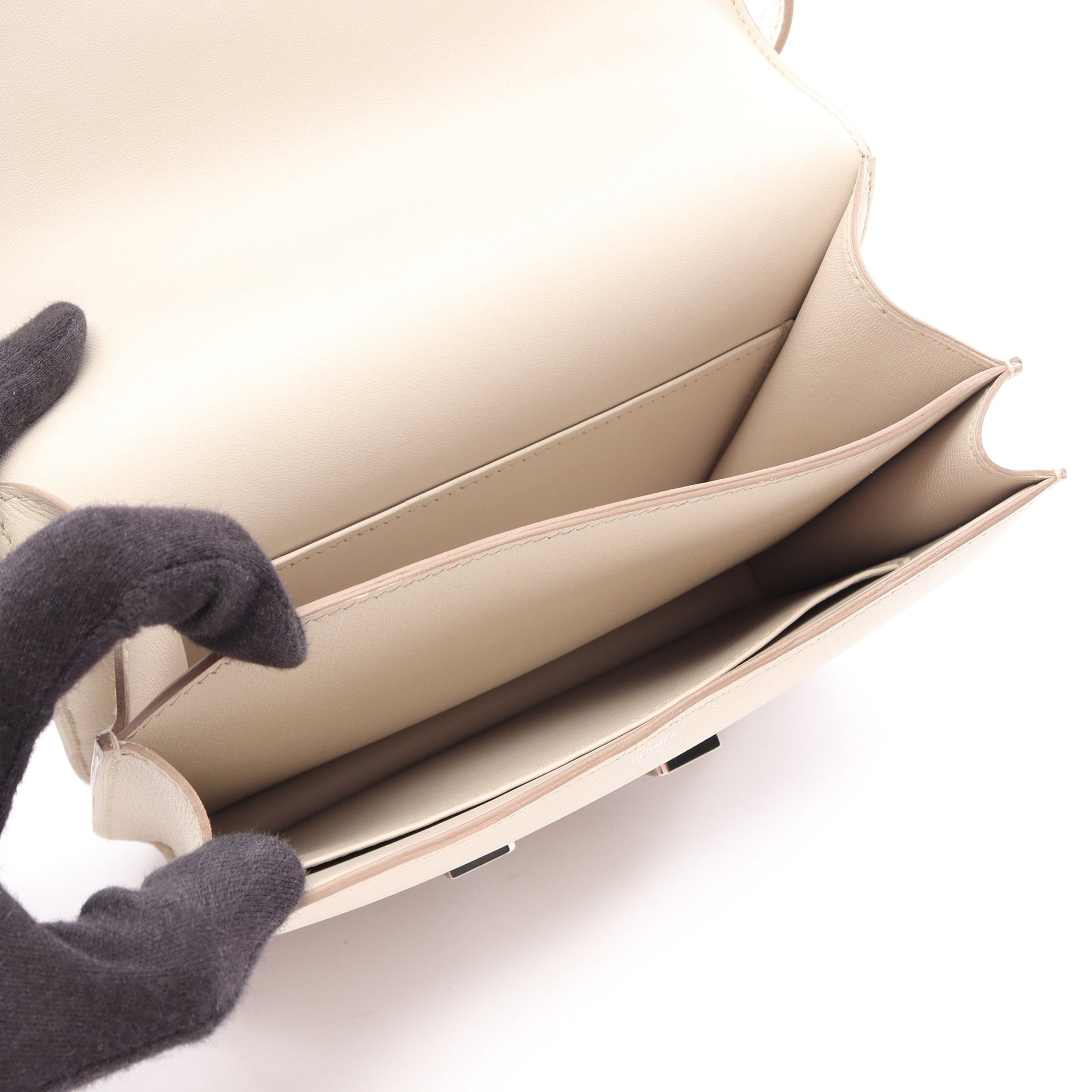 コンスタンス3 ミニ ベトン ショルダーバッグ エバーカラー アイボリー シルバー金具 C刻印 エルメス バッグ HERMES