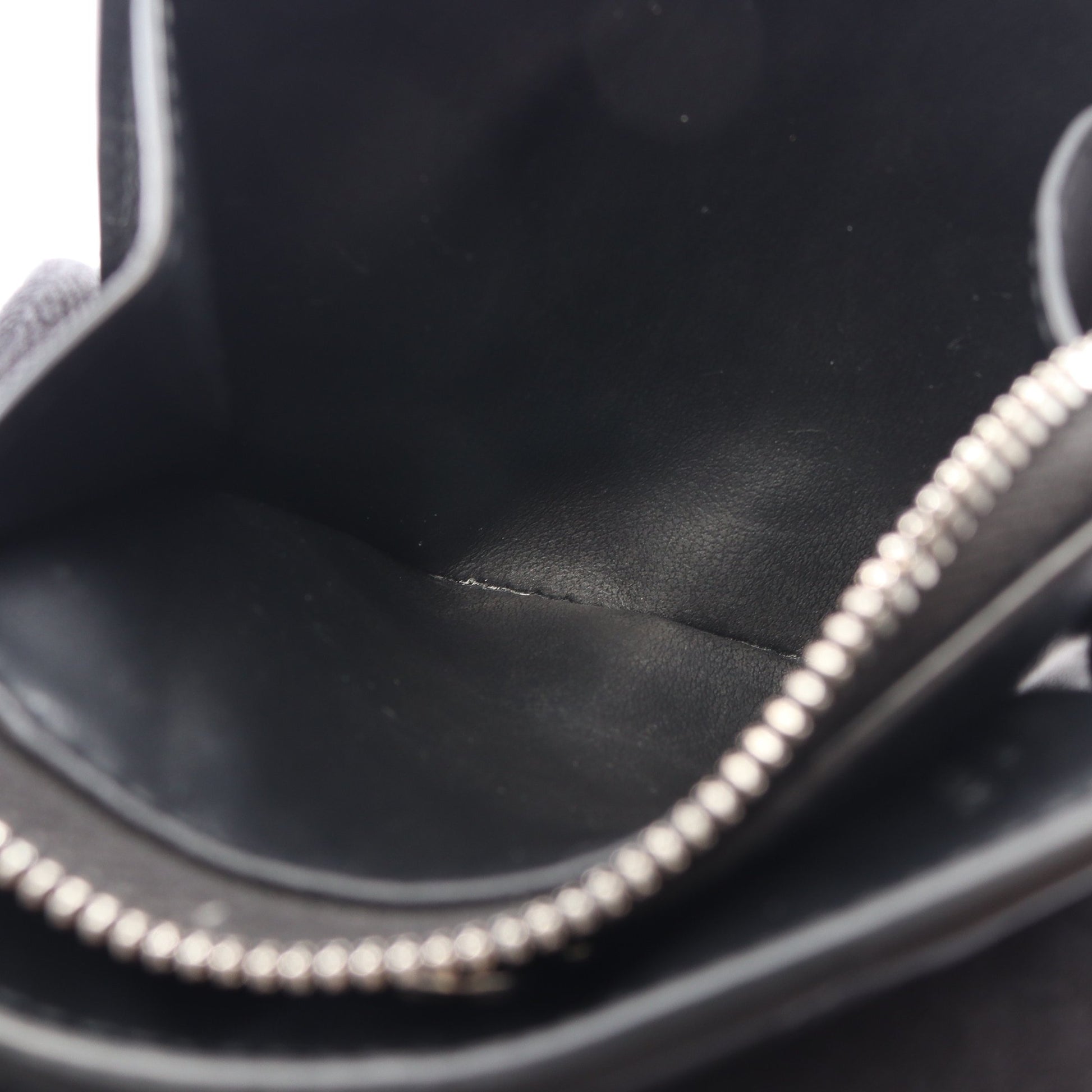 イントレチャート 二つ折り財布 レザー ブラック ボッテガヴェネタ 財布・小物 BOTTEGA VENETA