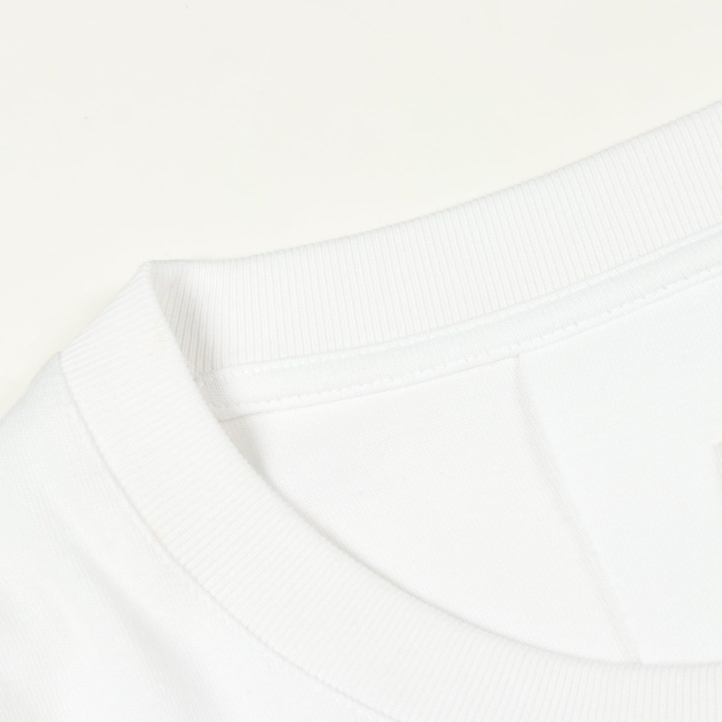 ロゴプリント 長袖Tシャツ コットン ホワイト ジバンシィ