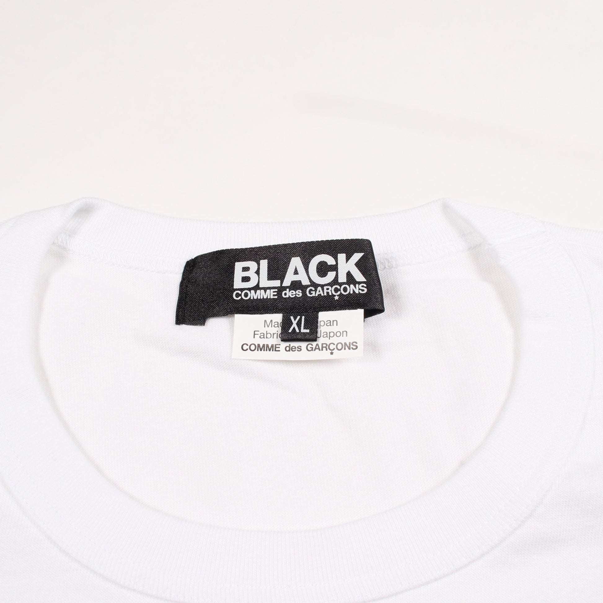 プリント クルーネック 半袖Tシャツ コットン ホワイト ブラック ブラックコムデギャルソン トップス BLACK COMME des GARCONS