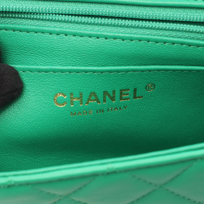 ミニマトラッセ20 チェーンショルダーバッグ ラムスキン グリーン ゴールド金具 シャネル