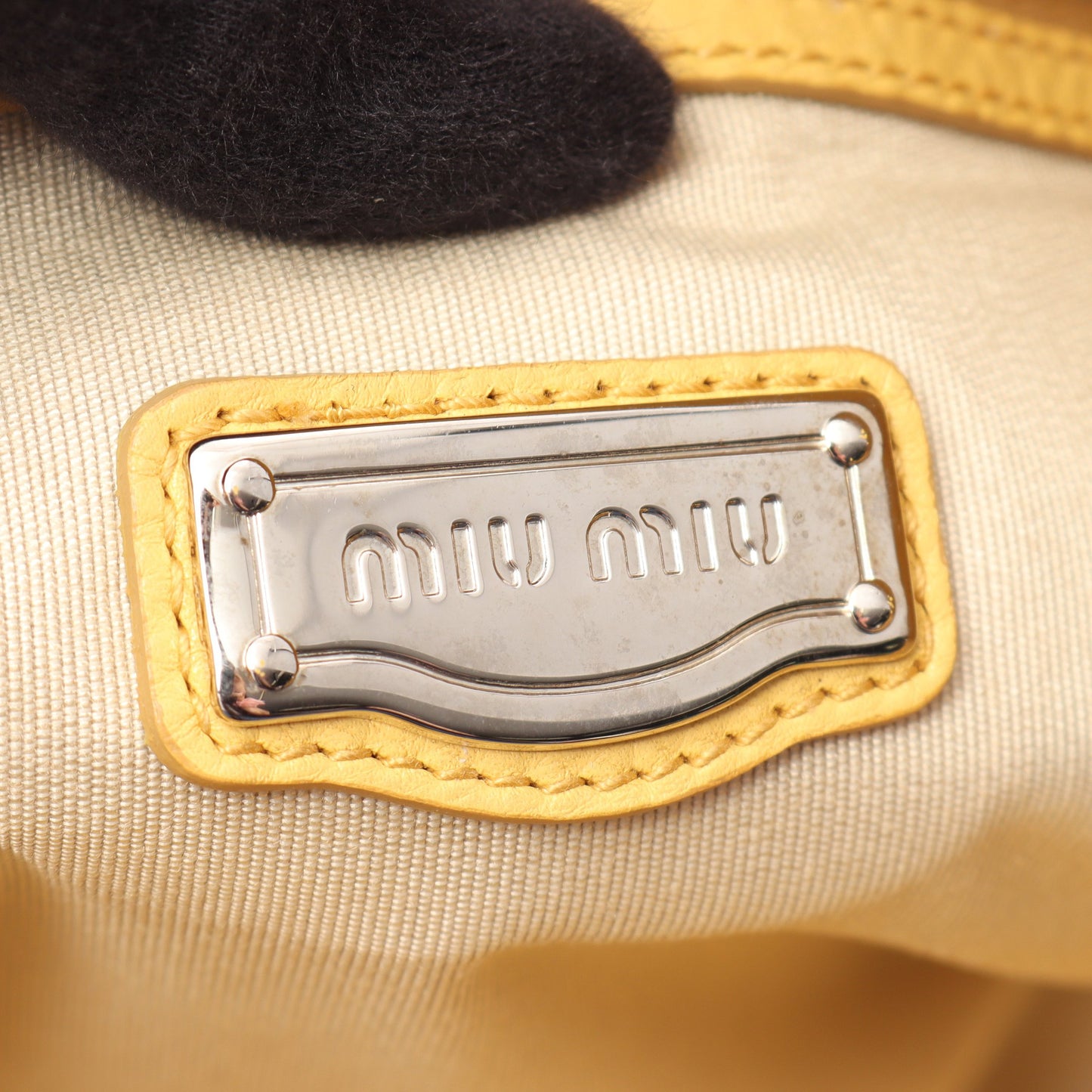 ショルダーバッグ トートバッグ レザー イエロー ミュウミュウ バッグ miu miu