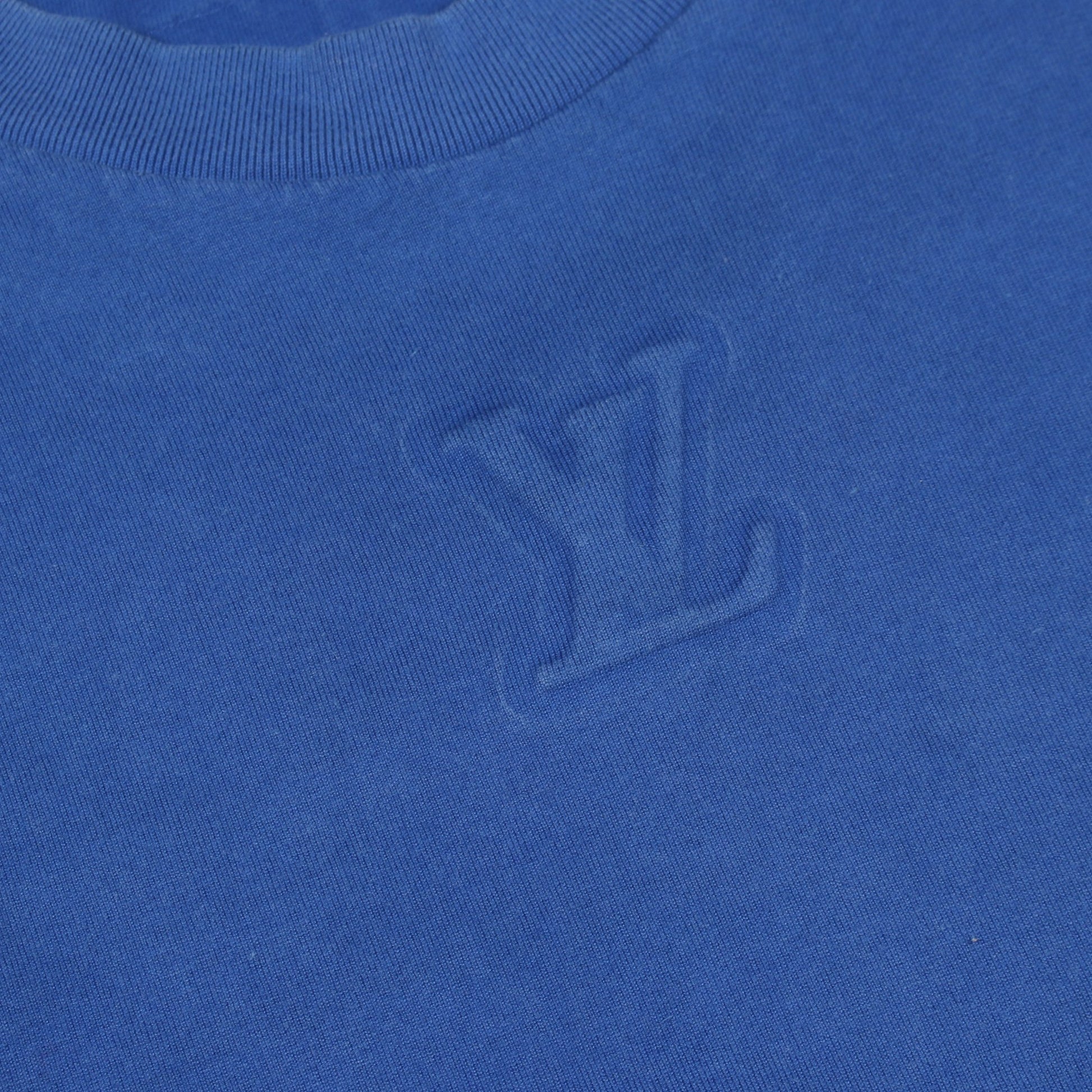 エンボスLVロゴ 半袖Tシャツ コットン ブルー ルイヴィトン トップス LOUIS VUITTON