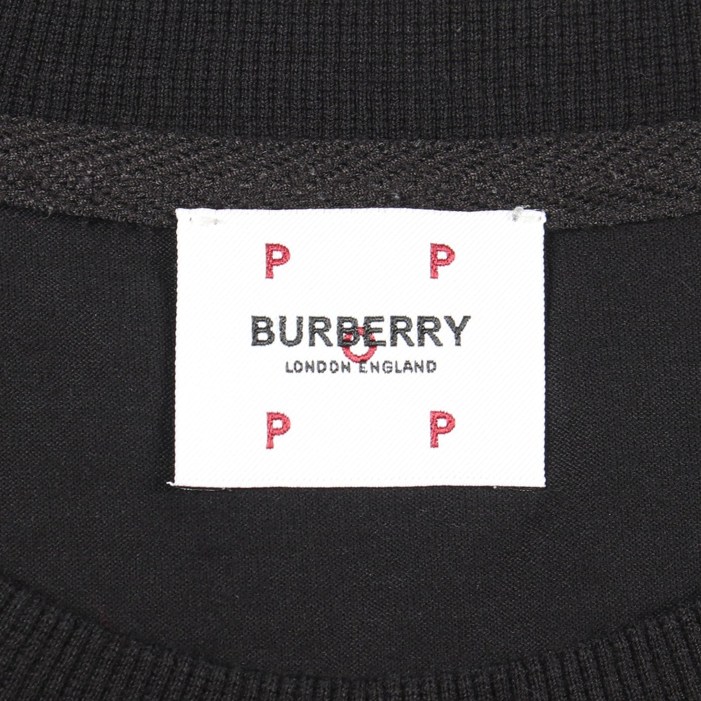 BURBERRY × Pop Trading Company ロゴグラフィック 半袖Tシャツ コットン ブラック バーバリー