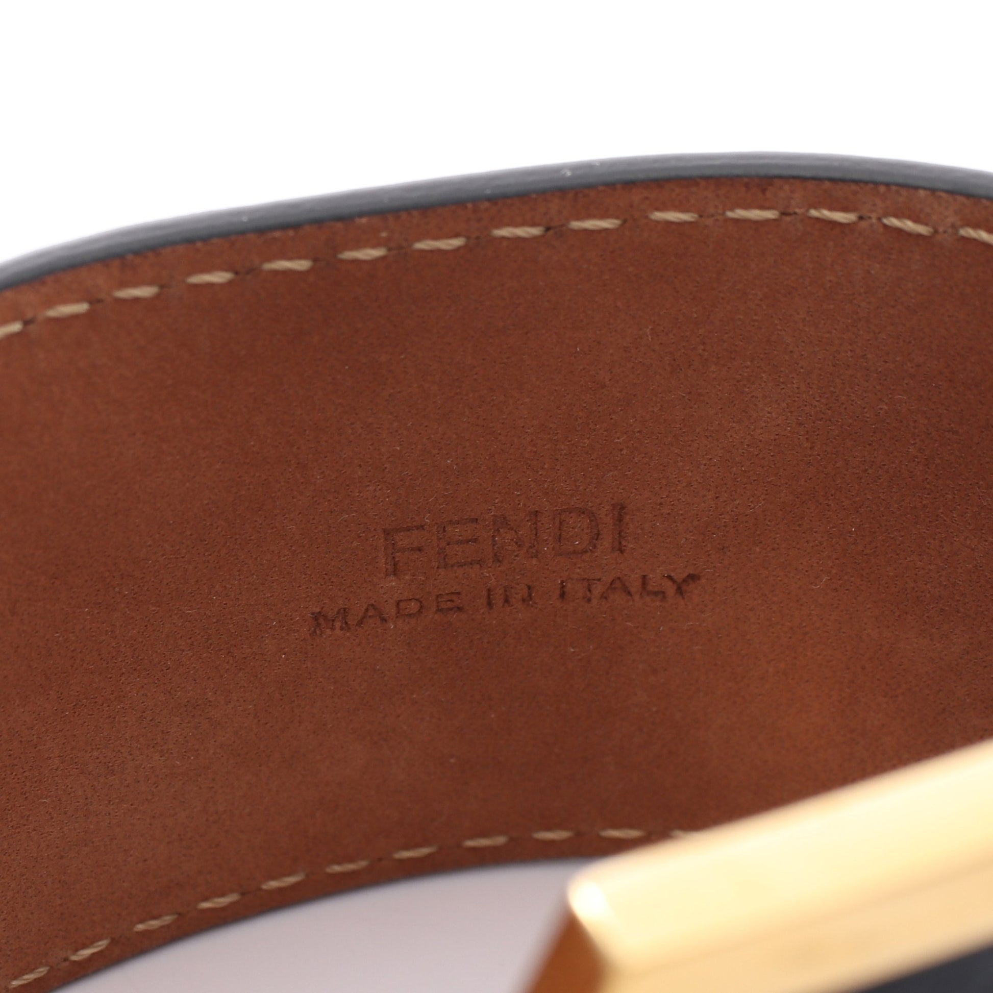 バングル レザー ブラック フェンディ アクセサリー FENDI