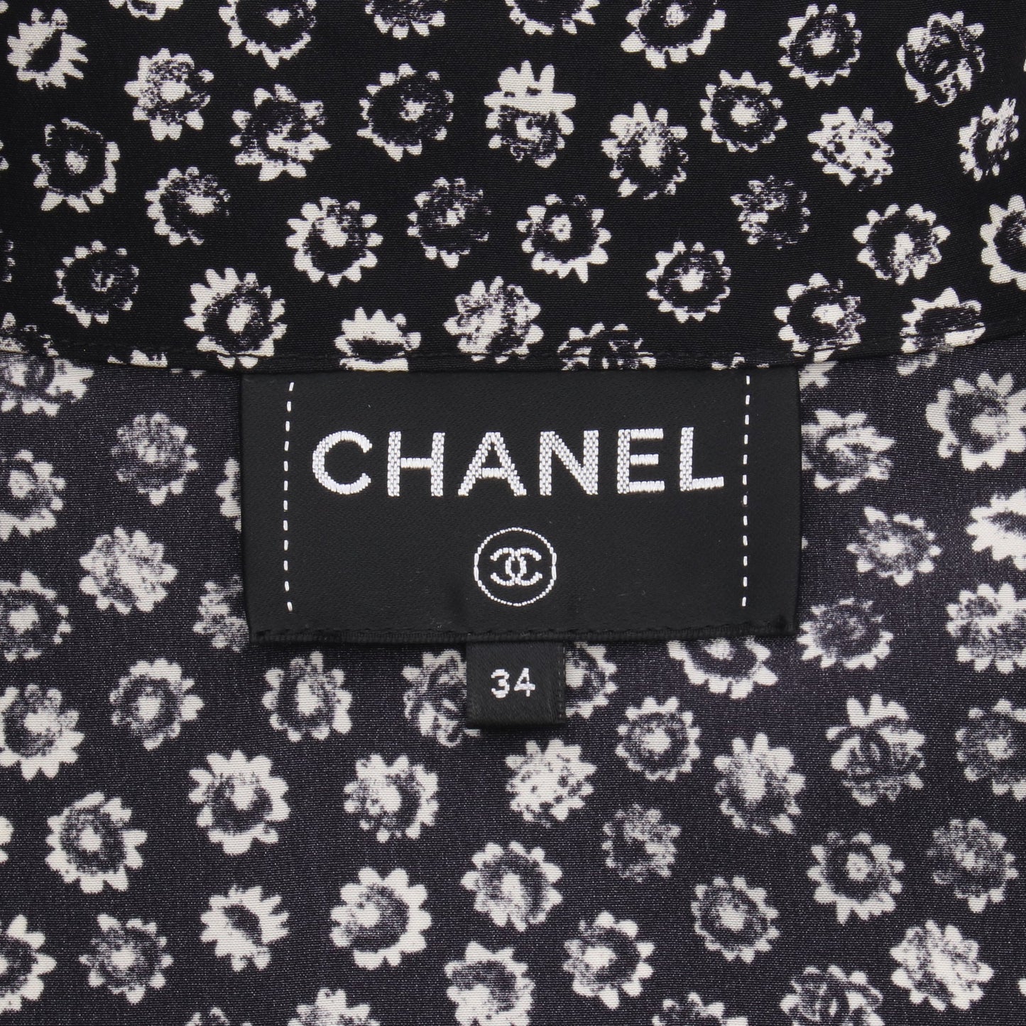 ココマークボタン 花柄ブラウス ノースリーブ シャツ シルク ブラック ホワイト シャネル トップス CHANEL
