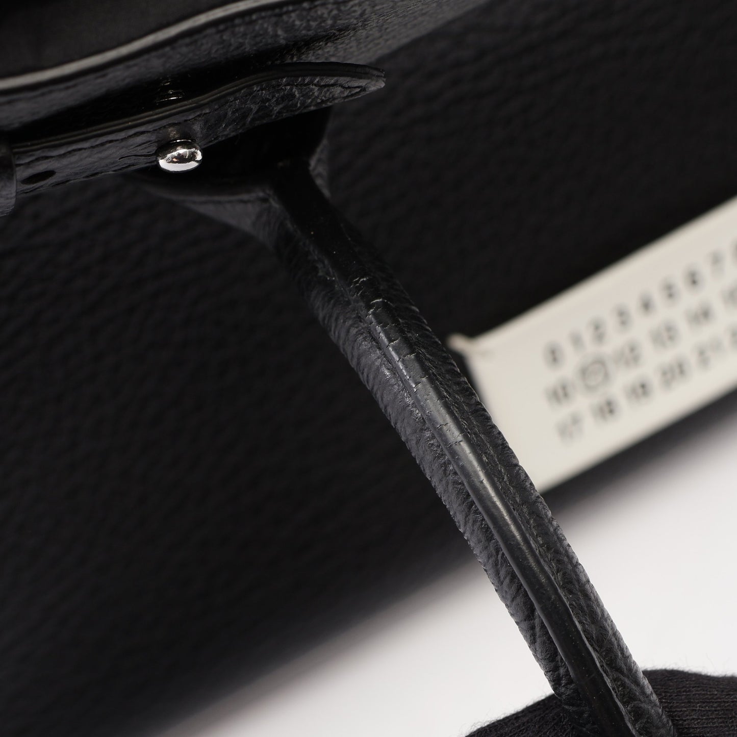5AC ドローストリングバッグ ミディアム 2WAY ハンドバッグ レザー ブラック メゾンマルジェラ11 バッグ Maison Margiela 11