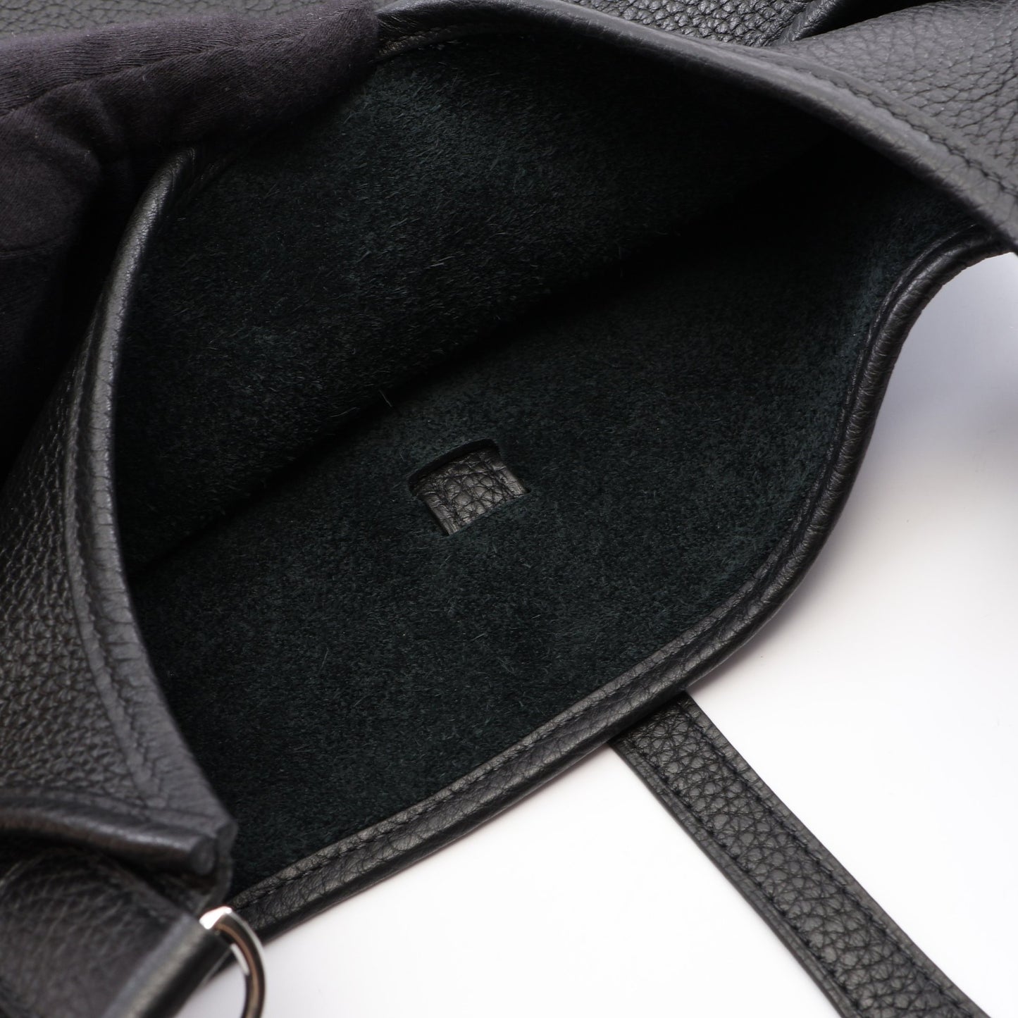 エヴリン 3 トロワ PM ショルダーバッグ トリヨンクレマンス ブラック シルバー金具 Z刻印 エルメス バッグ HERMES