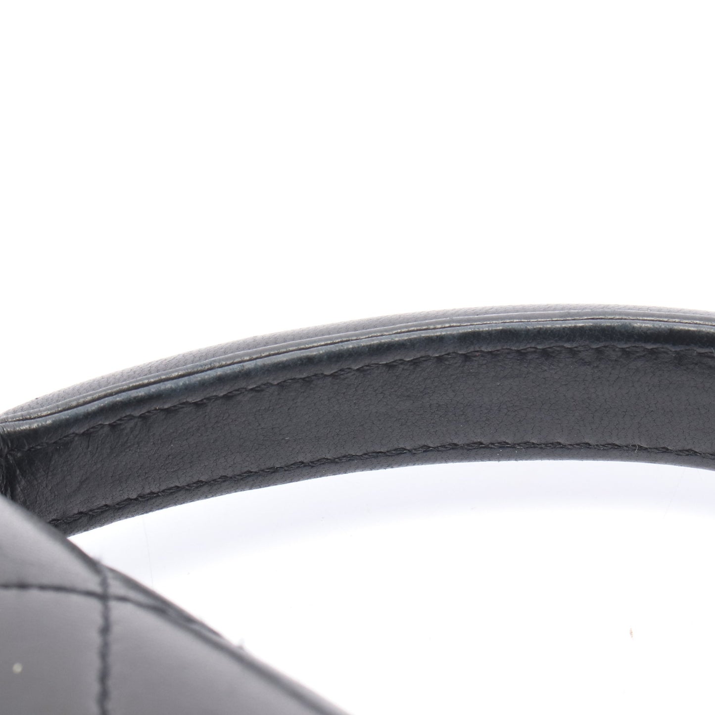 マトラッセ ハンドバッグ ラムスキン ブラック ゴールド金具 シャネル