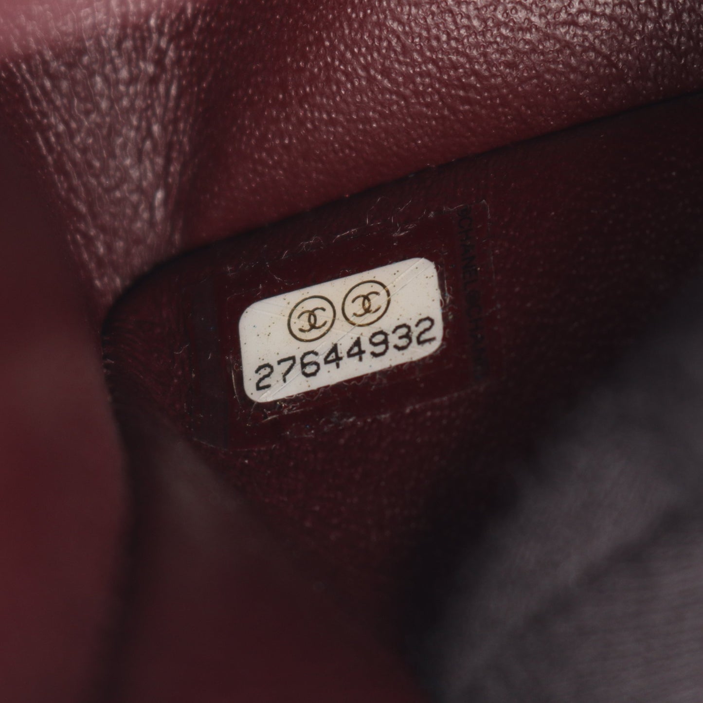 マトラッセ Wフラップ Wチェーンショルダーバッグ キャビアスキン ブラック ゴールド金具 シャネル