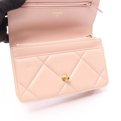CHANEL19 マトラッセ コンビ金具 2WAY チェーンウォレット ラムスキン ライトピンク シャネル