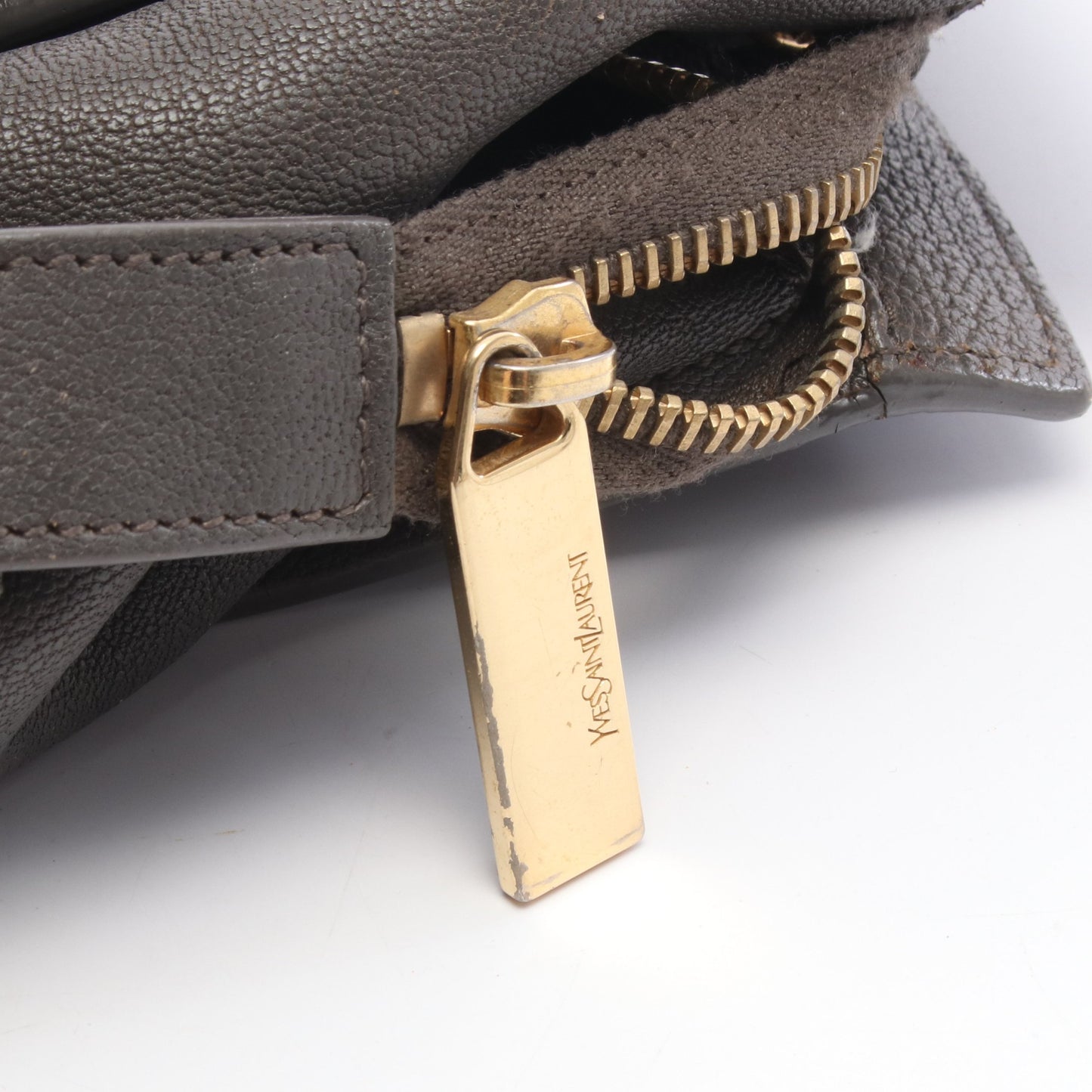 プチカバス Yライン 2WAY ハンドバッグ レザー グレー イヴサンローラン バッグ YVES SAINT LAURENT