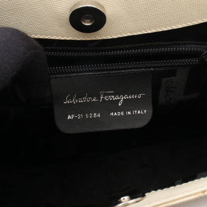 ショルダーバッグ レザー アイボリー サルヴァトーレフェラガモ バッグ Salvatore Ferragamo