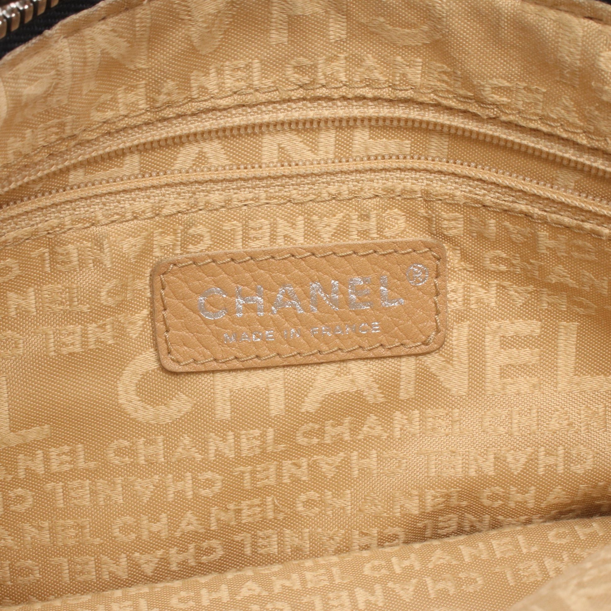 ロゴ フリンジ ショルダーバッグ レザー ブラック シルバー金具 シャネル バッグ CHANEL