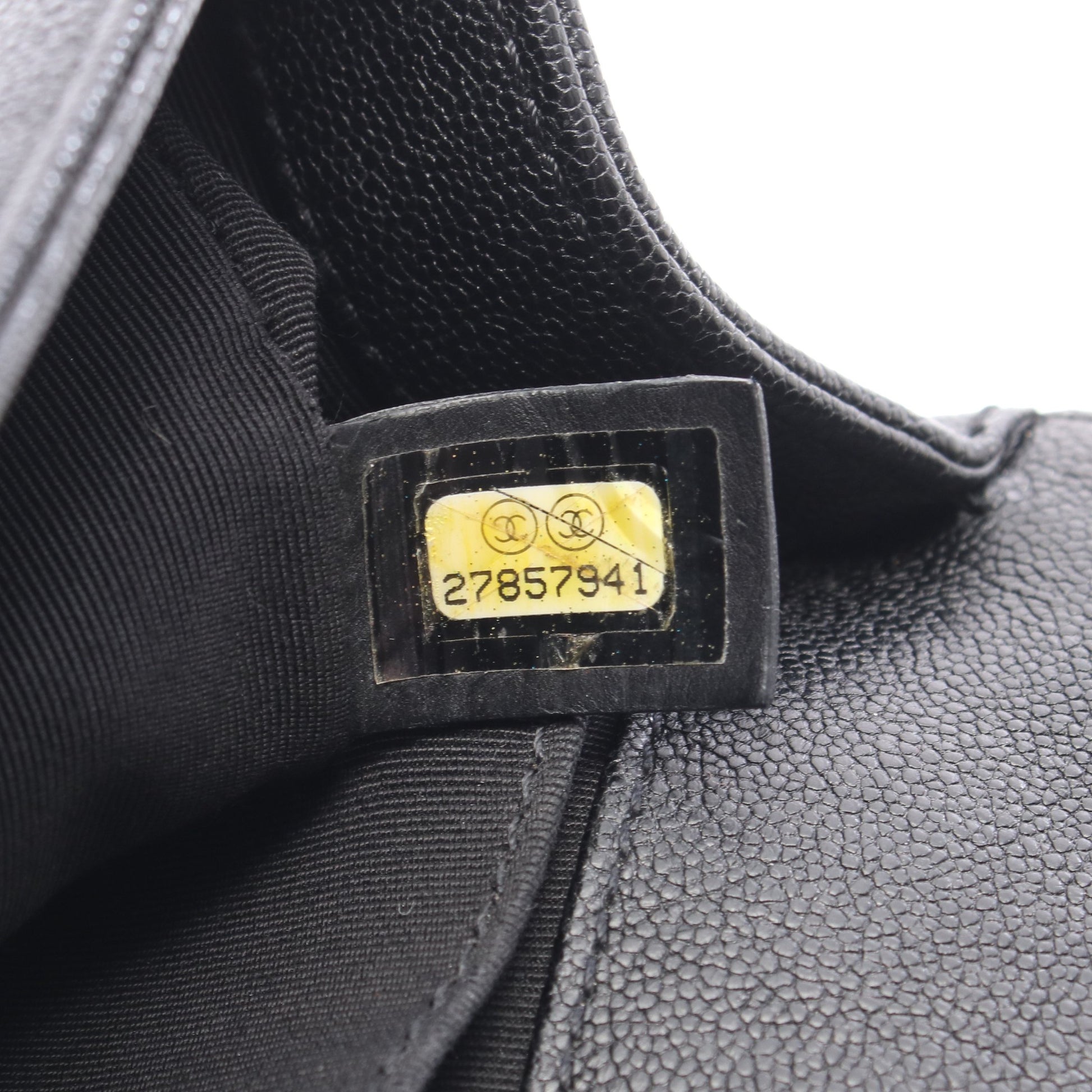 ボーイシャネル スモール シェブロン Vステッチ チェーンショルダーバッグ キャビアスキン ブラック ゴールド金具 シャネル バッグ CHANEL