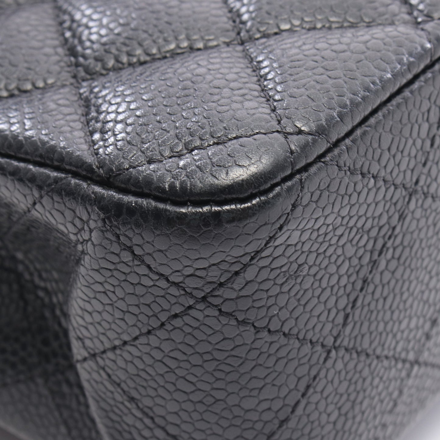 マトラッセ Wフラップ Wチェーンショルダーバッグ キャビアスキン ブラック シルバー金具 シャネル バッグ CHANEL