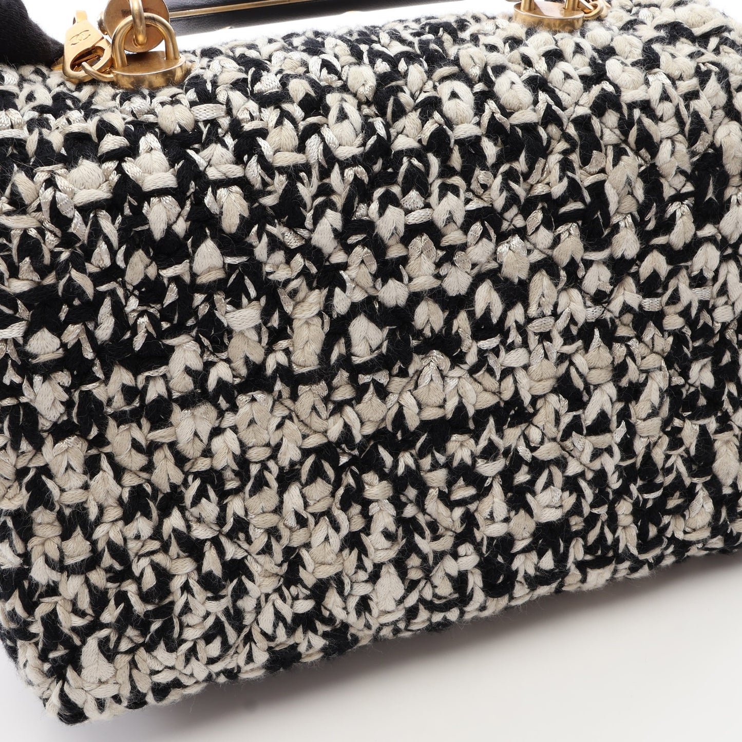 マトラッセ 2WAY ハンドバッグ ツイード レザー ホワイト ブラック ゴールド金具 シャネル バッグ CHANEL