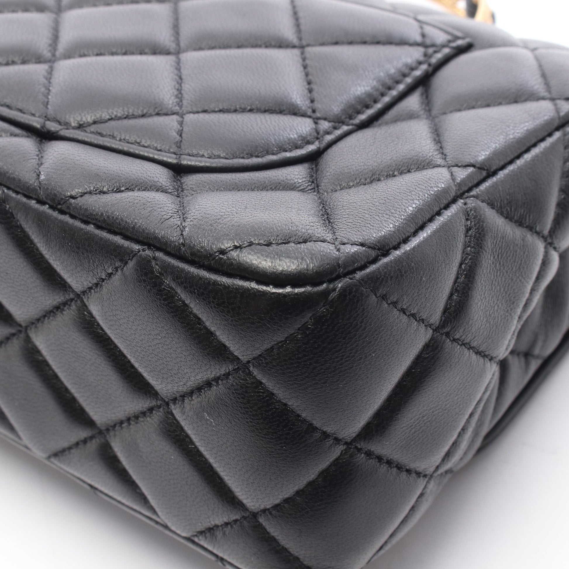 マトラッセ トップハンドル 2WAY チェーンショルダーバッグ ラムスキン ブラック ゴールド金具 シャネル バッグ CHANEL