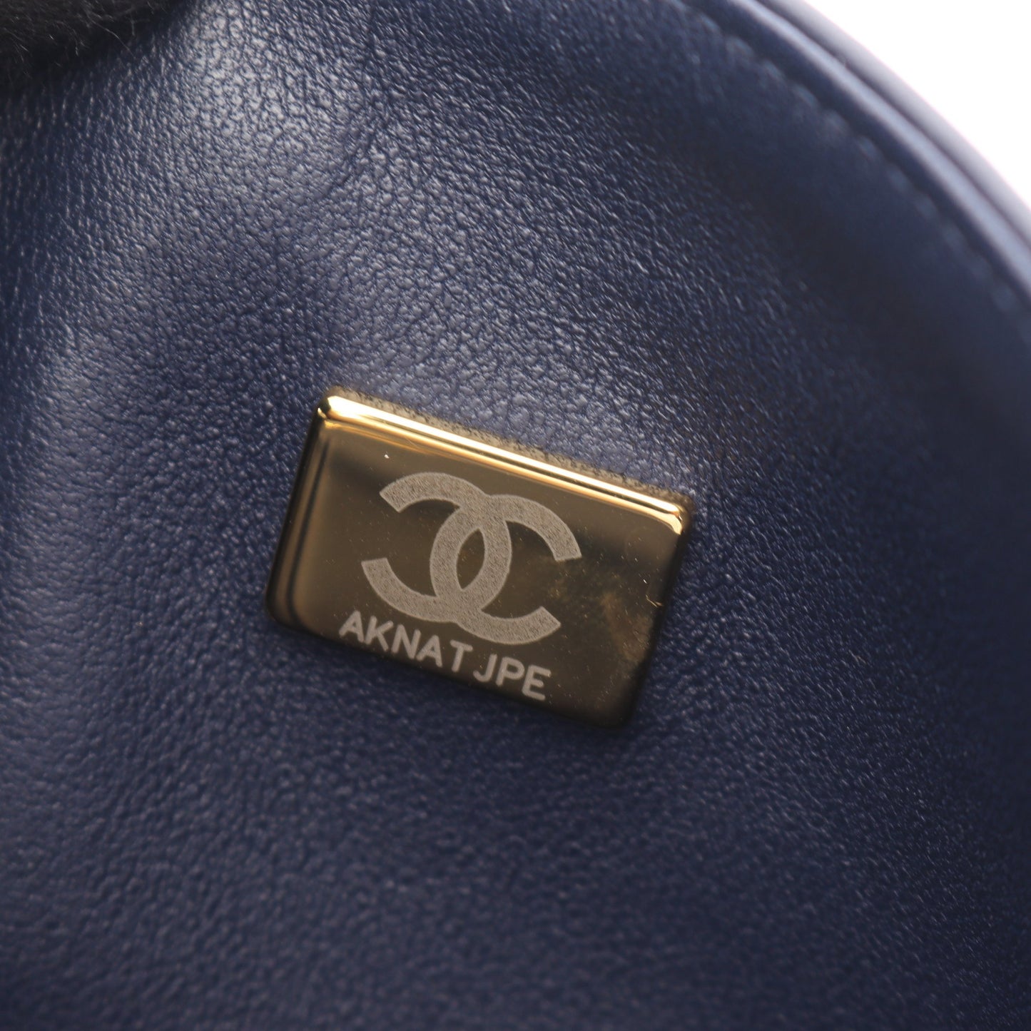 マトラッセ Wフラップ Wチェーンショルダーバッグ ラムスキン ネイビー ゴールド金具 シャネル バッグ CHANEL