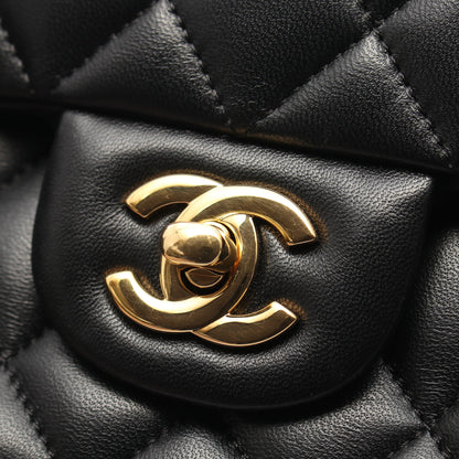 マトラッセ Wフラップ Wチェーンショルダーバッグ ラムスキン ブラック ゴールド金具 シャネル バッグ CHANEL