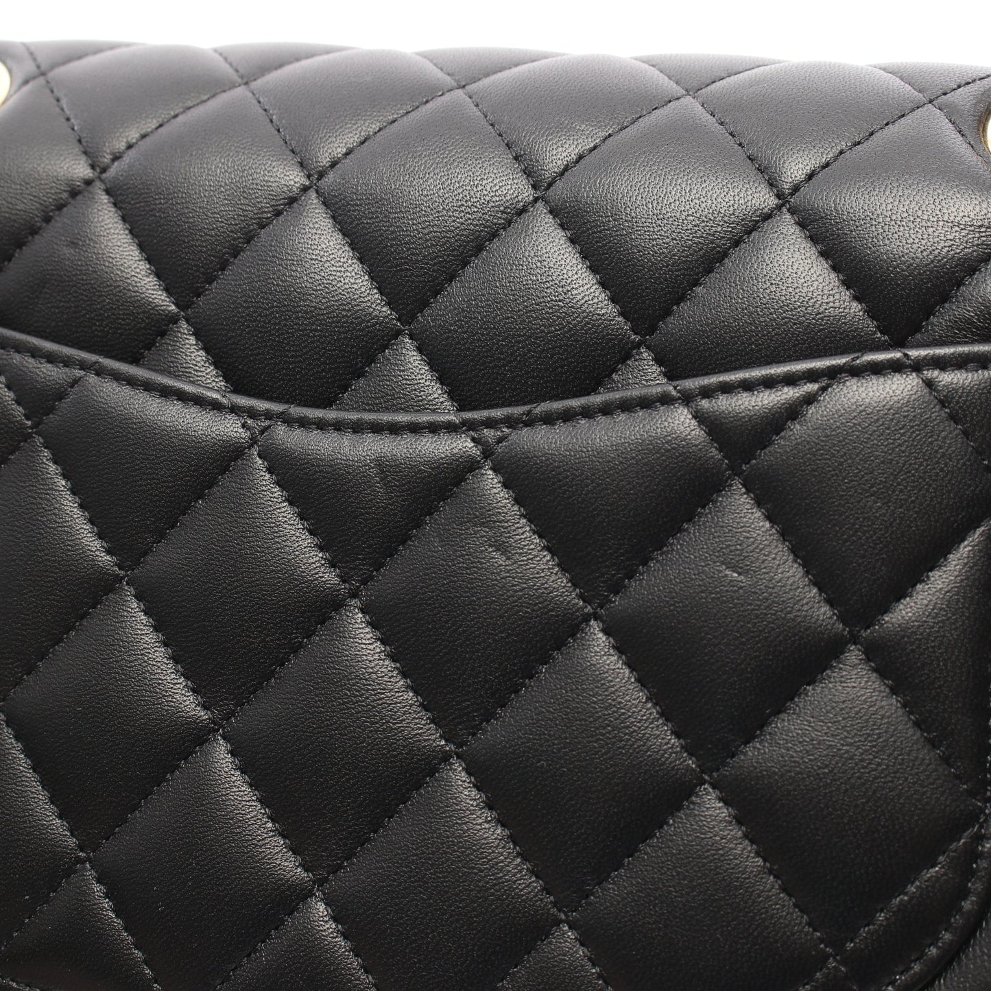 マトラッセ Wフラップ Wチェーンショルダーバッグ ラムスキン ブラック ゴールド金具 シャネル バッグ CHANEL