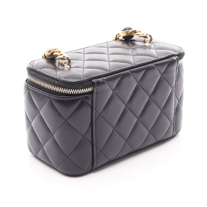 マトラッセ バニティ チェーンショルダーバッグ ラムスキン ブラック ゴールド金具 シャネル バッグ CHANEL