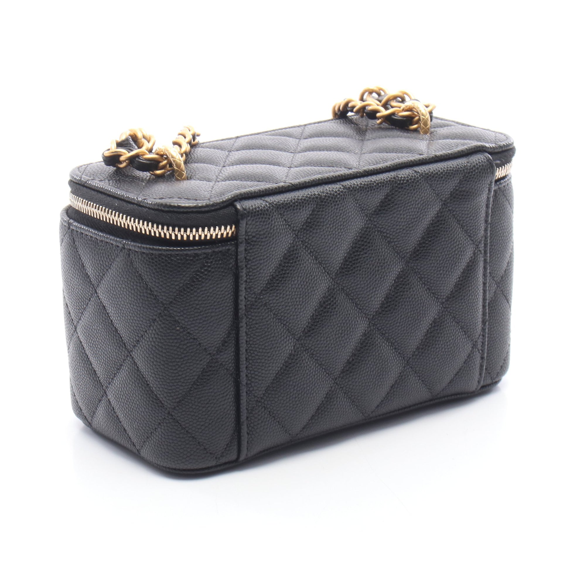 マトラッセ バニティ チェーンショルダーバッグ キャビアスキン ブラック ゴールド金具 シャネル バッグ CHANEL