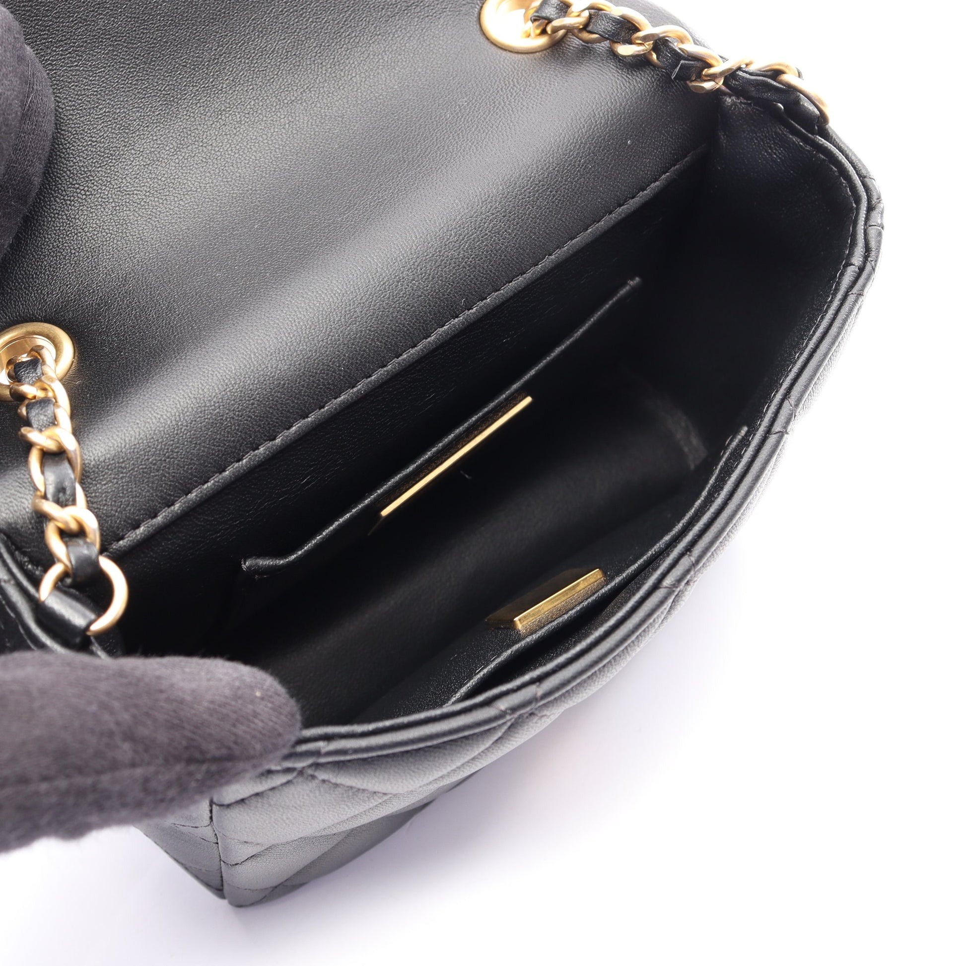 マトラッセ チェーンショルダーバッグ ラムスキン ブラック ゴールド金具 シャネル バッグ CHANEL